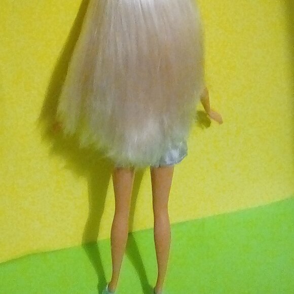 Barbie doll & pink VW  beetle Car Y2K 2000s price firm - Picture 8 of 14